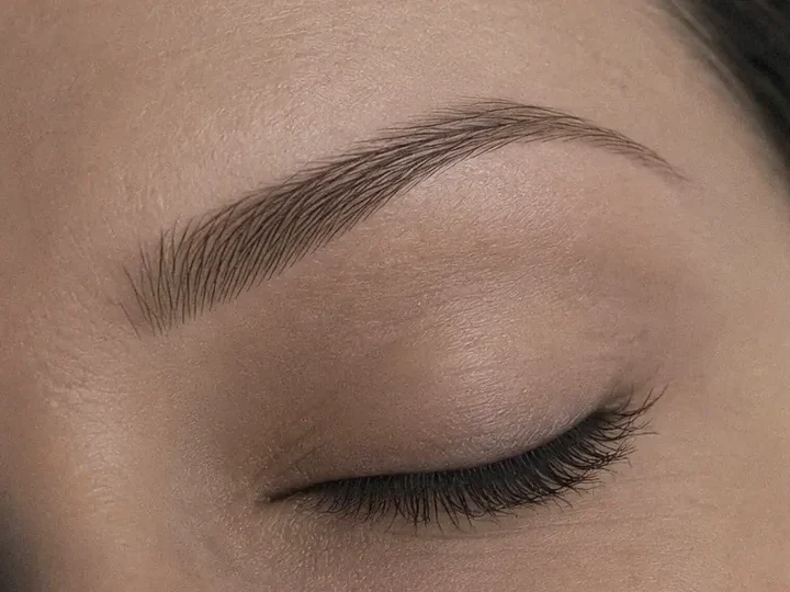 Oblikovanje i farbanje obrva i trepavica, salon Beauty S&O, Bogatić